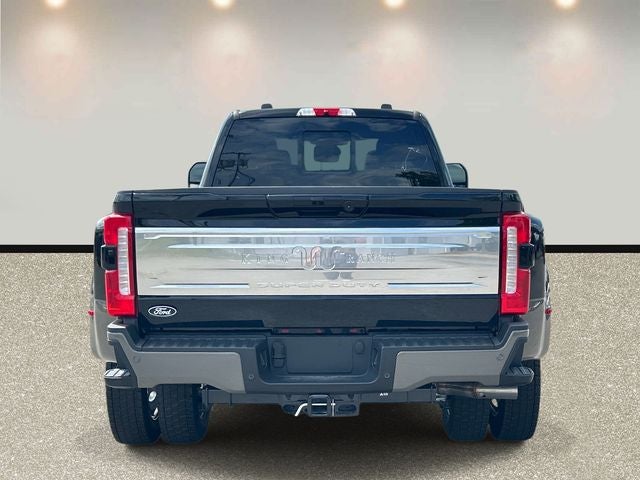 2027 Ford F-450SD King Ranch DRW