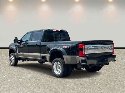 2027 Ford F-450SD King Ranch DRW