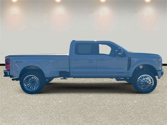 2026 Ford F-450SD Platinum FOMX