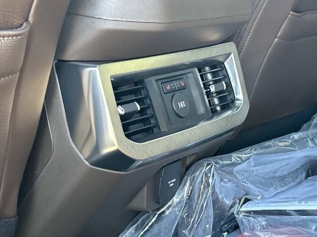 2027 Ford F-450SD King Ranch DRW
