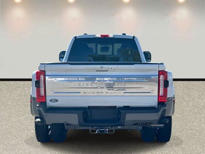 2027 Ford F-450SD King Ranch DRW