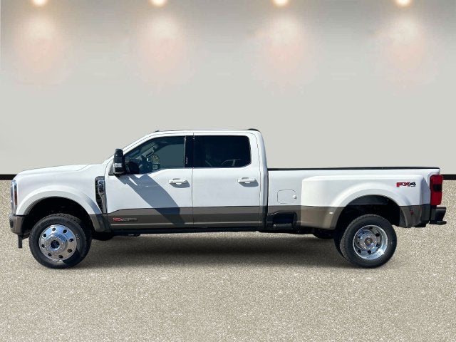 2027 Ford F-450SD King Ranch DRW
