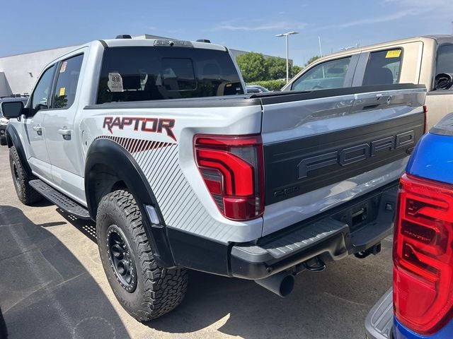 2025 Ford F-150 Raptor 37 PACKAGE