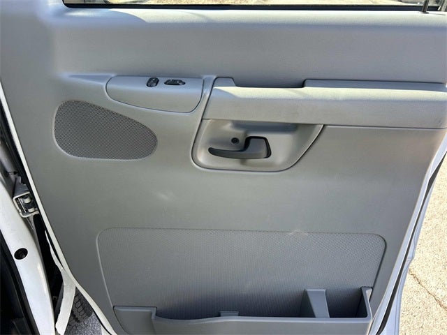 2008 Ford E-150 Commercial