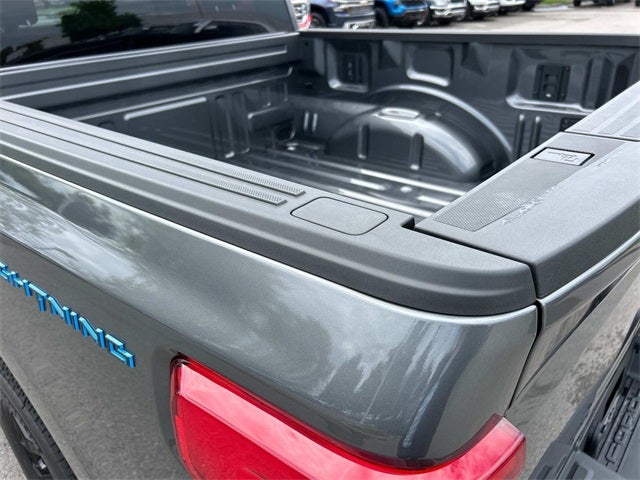 2025 Ford F-150 Lightning XLT