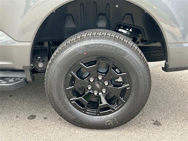 2025 Ford F-150 Lightning XLT