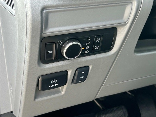 2025 Ford F-150 Lightning XLT