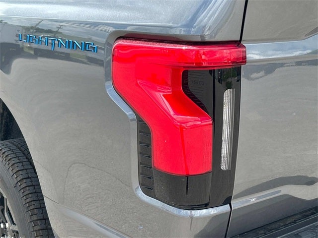 2025 Ford F-150 Lightning XLT
