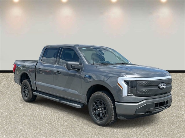 2025 Ford F-150 Lightning XLT