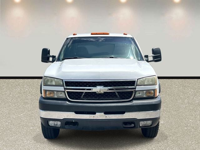2006 Chevrolet Silverado 3500 Work Truck 167 WB