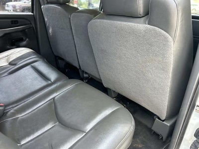 2006 Chevrolet Silverado 3500 Work Truck 167 WB