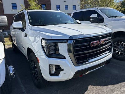 2022 GMC Yukon XL AT4