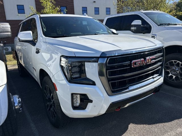 2022 GMC Yukon XL AT4