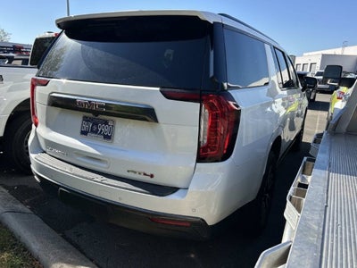 2022 GMC Yukon XL AT4