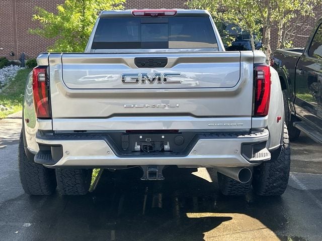 2025 GMC Sierra 3500HD Denali Ultimate
