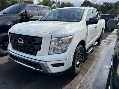 2024 Nissan Titan SV