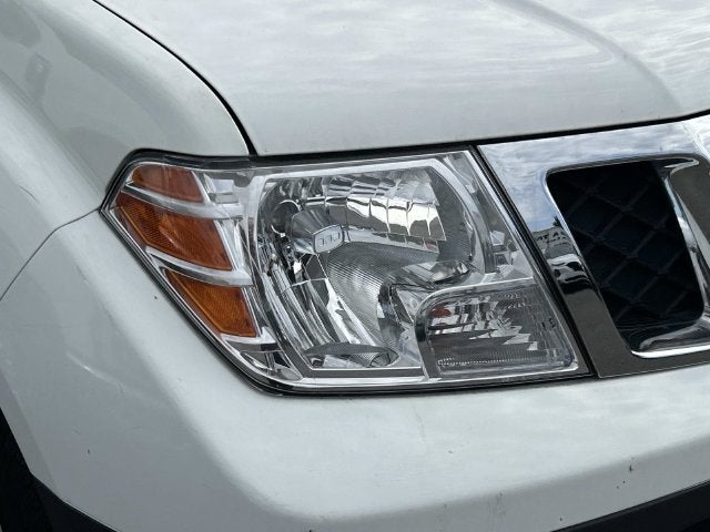 2013 Nissan Frontier S