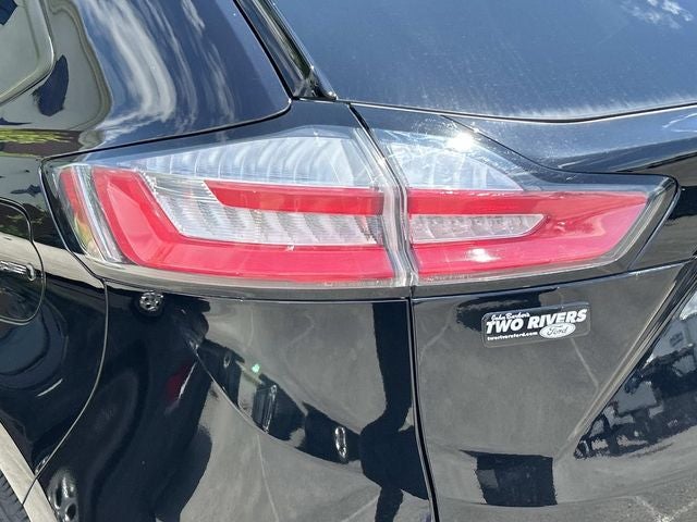 2021 Ford Edge SE