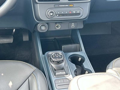 2026 Ford Maverick Lobo Standard