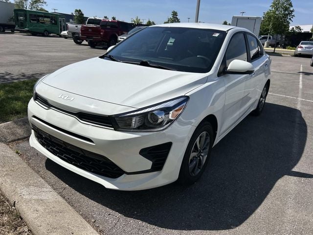 2023 Kia Rio S iVT's photo