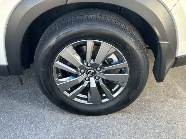 2025 Nissan Pathfinder S