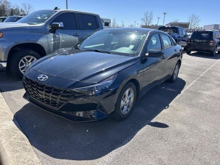 2023 Hyundai Elantra SE