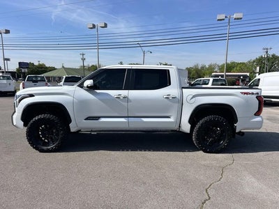 2024 Toyota Tundra Hybrid Platinum