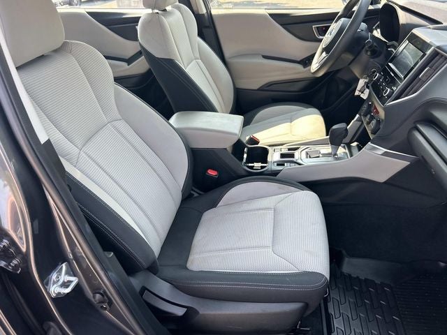 2024 Subaru Forester Base