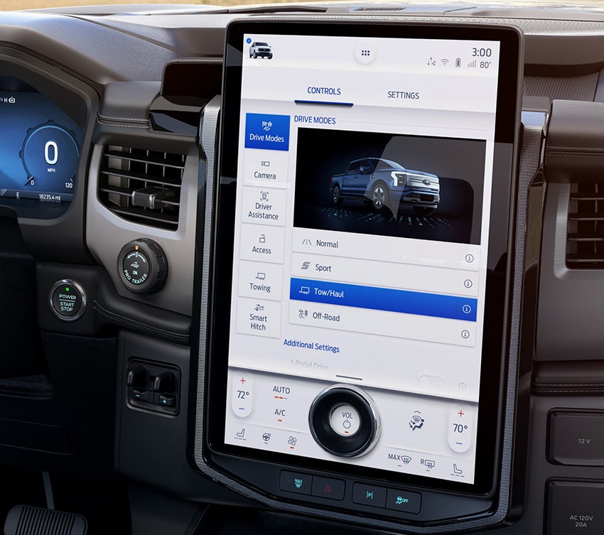 2022 Ford F-150 Lightning - Technology